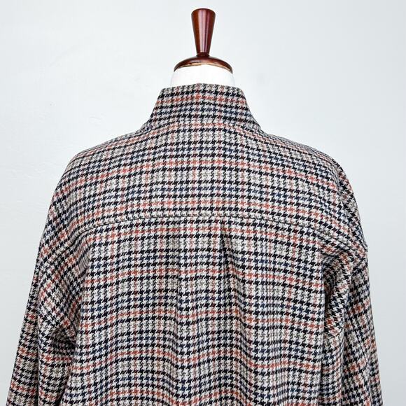 Old Navy Autumn Houndstooth Plaid Snap Front Bomber Jacket - Picture 7 of 10